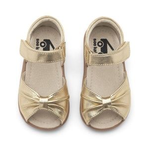 See Kai Run gold sandals toddler 5
